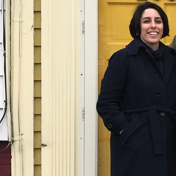 Meet your Posher, Sarah - Picture 1 of 1